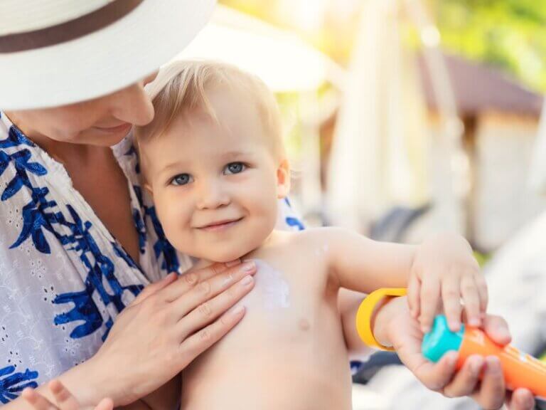 How To Treat A Babys Sunburn Us Dermatology Partners